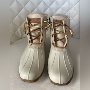 Sperry Women’s / Youth rain snow boots new cream /metallic gold fabric upper 5